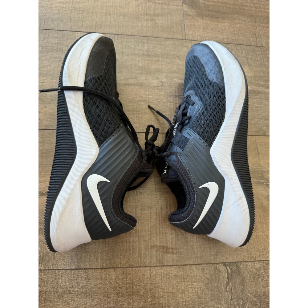 Nike Training Shoes Women's‎ Size 9.5 Black White Athletic Running Sneakers